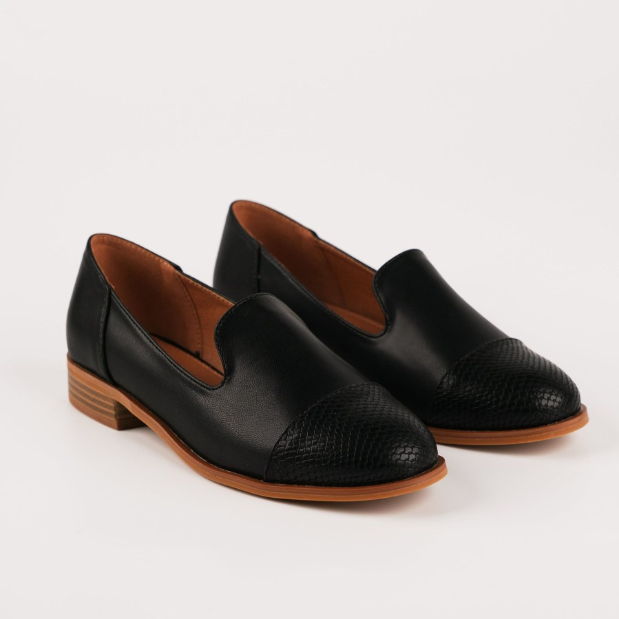 Women'S Number One Shoes Loafers | Sakura Fifty Two Slip On Loafers